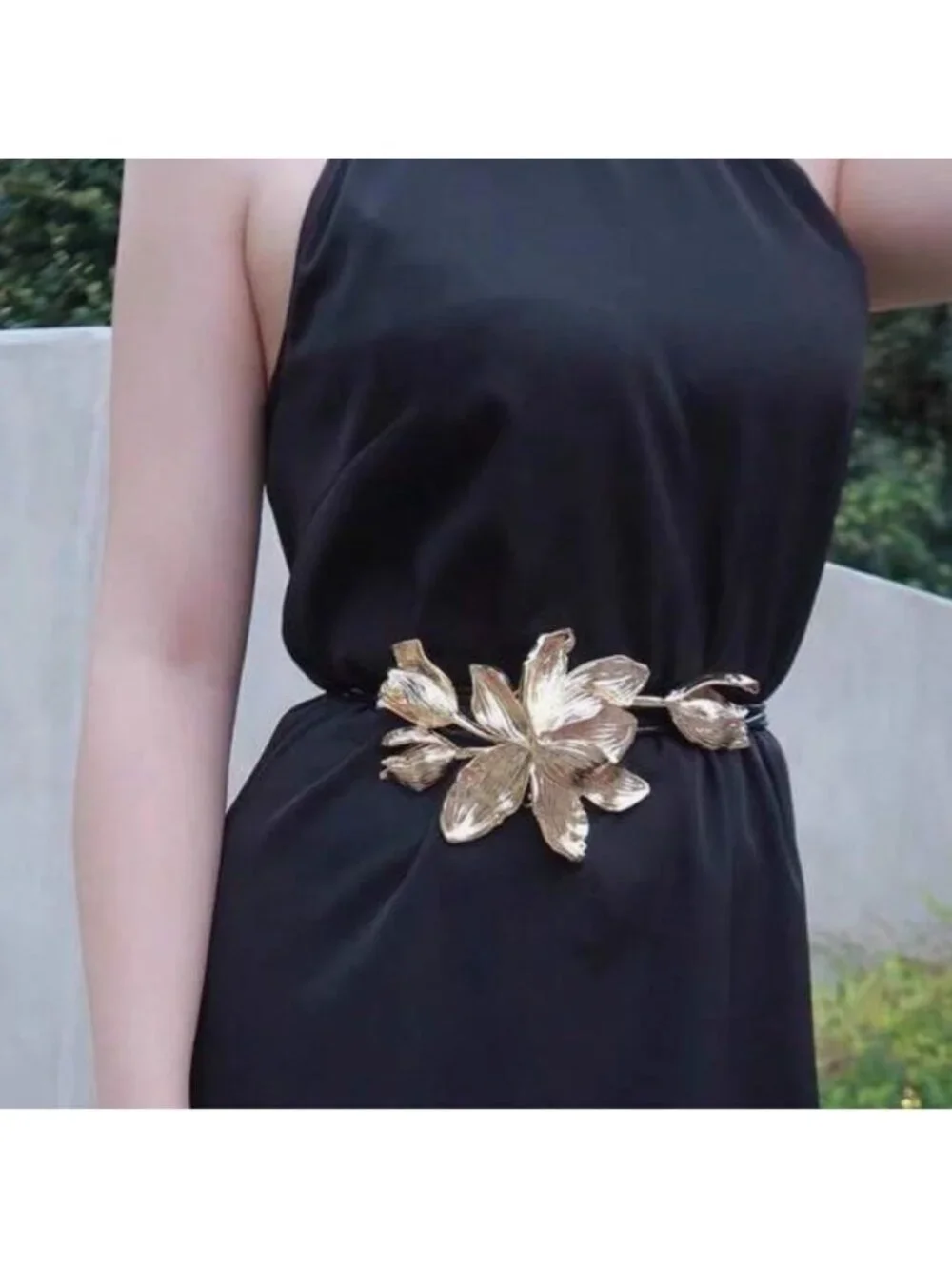Gold Floral belt Q341